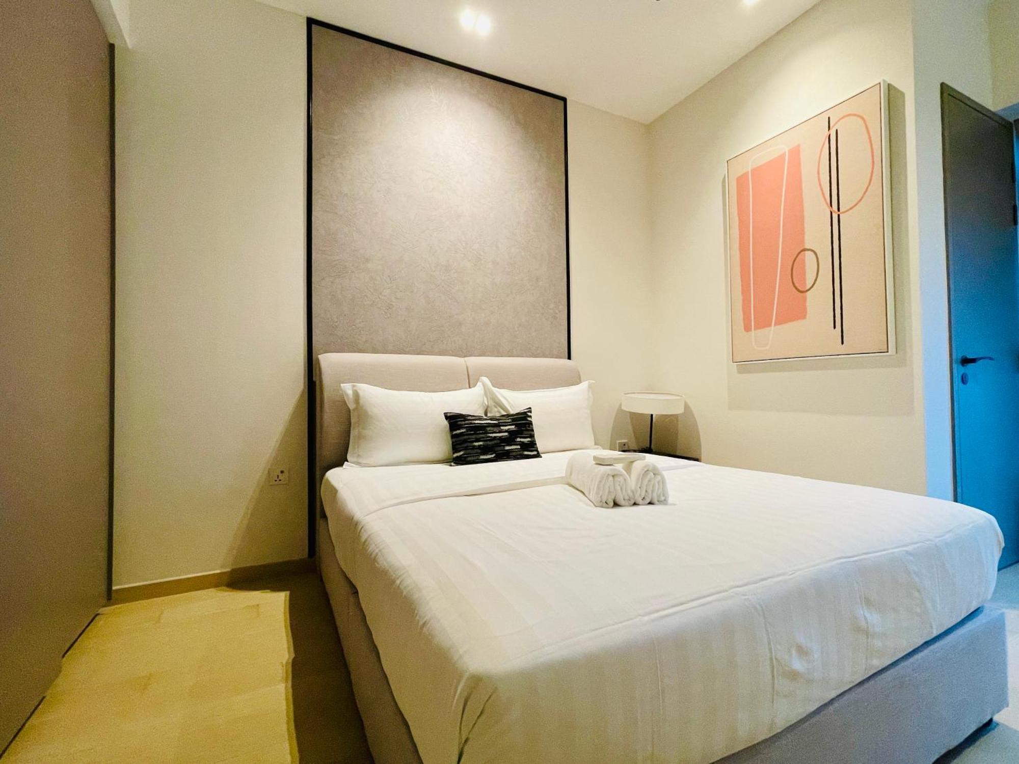 Eaton Residences Klcc M@h Pangsapuri