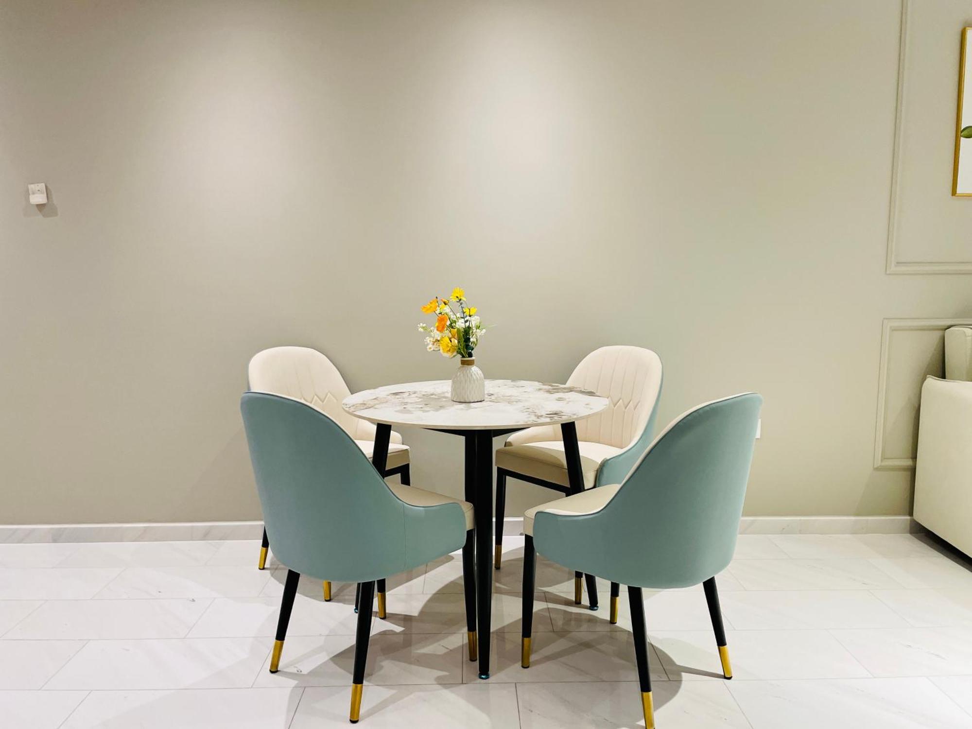 Eaton Residences Klcc M@h Apartemen